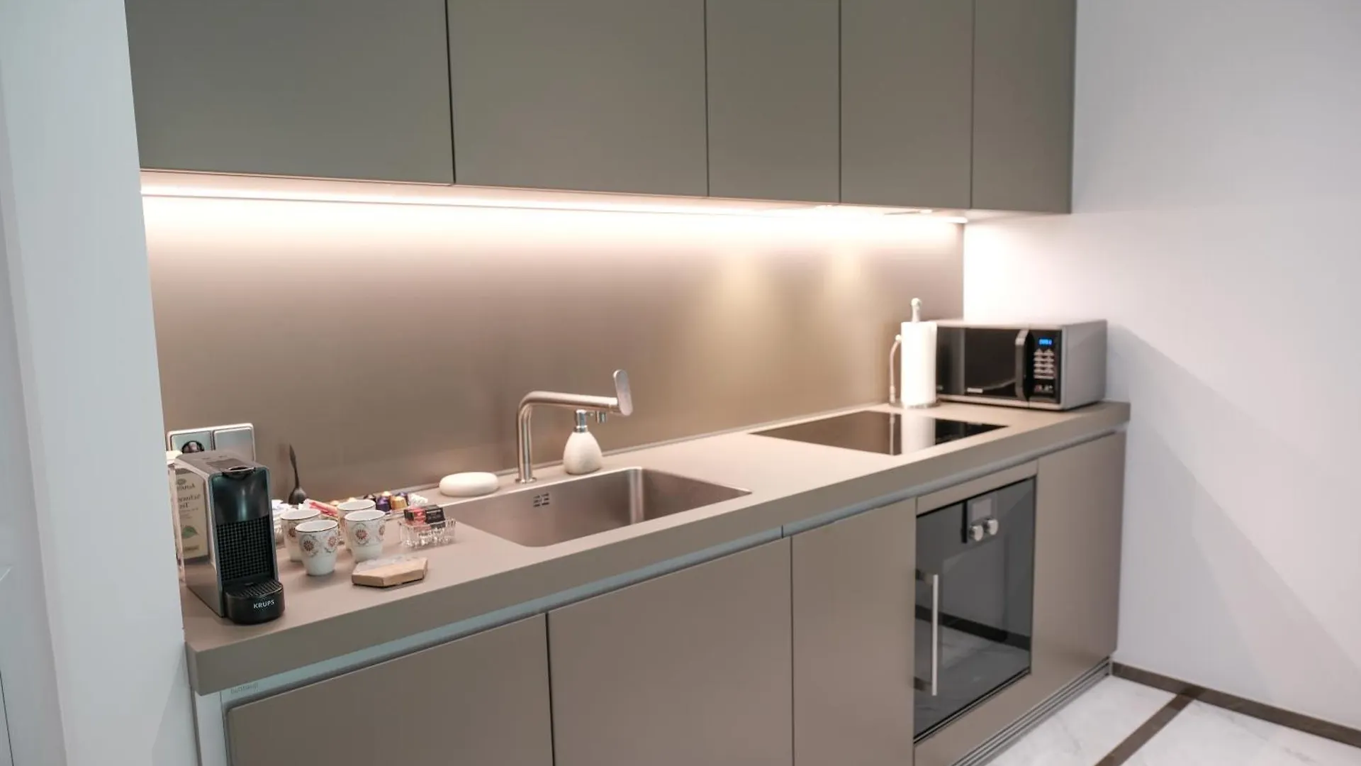 The Executive Residence - Kirchberg Luxembourg Apartment